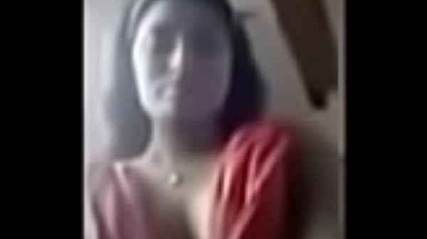 Indian women boob show